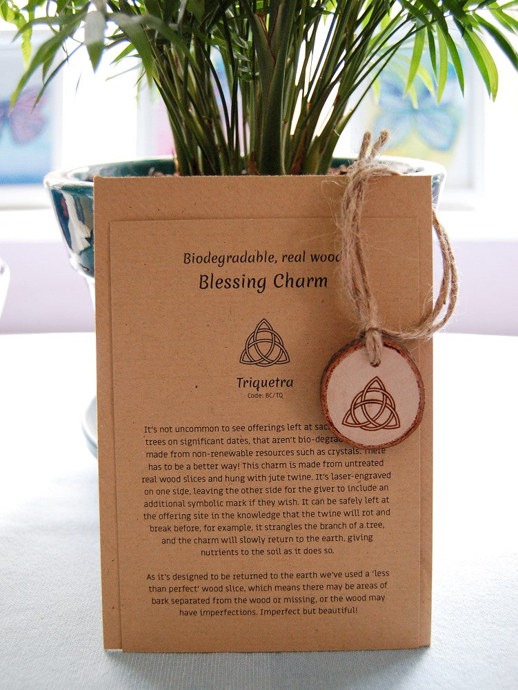 Blessing Charm - Triquetra